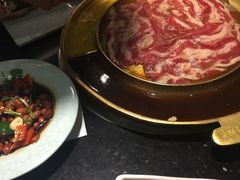 -猪啊牛呀羊啊铜盘烤肉(正大广场店)