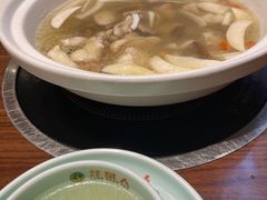 野菌椰子鸡汤-龙泉人椰子鸡·糟粕醋·地标海南菜(龙昆南店)