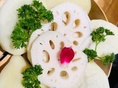 -白乐天毛肚火锅馆(解放碑店)