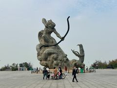 -巴陵广场