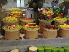 -新艺自助美食城(中山路店)