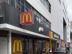 -麦当劳(新洲南路店)
