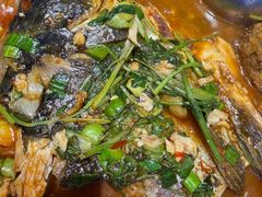 金陵后厨鱼头泡饼-金陵后厨·南京菜(新街口秣陵路店)