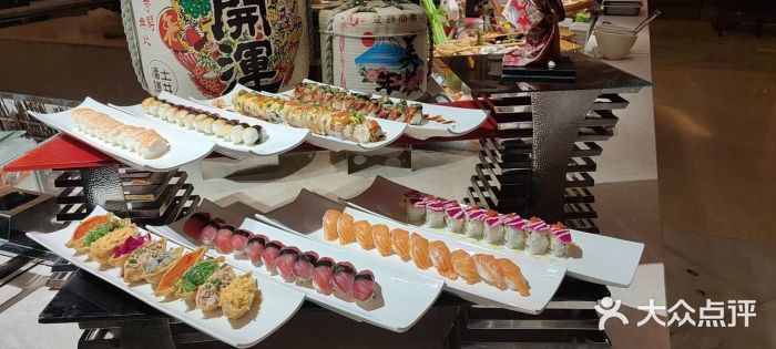 鲁商铂尔曼大酒店·铂丽自助餐厅图片