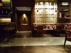 -恰餐厅及酒吧 CHAR Bar & Grill (北京丽都皇冠假日店)