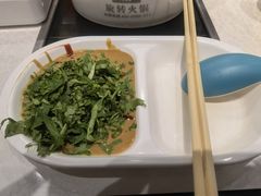 -百品聚旋转火锅(万德庄店)