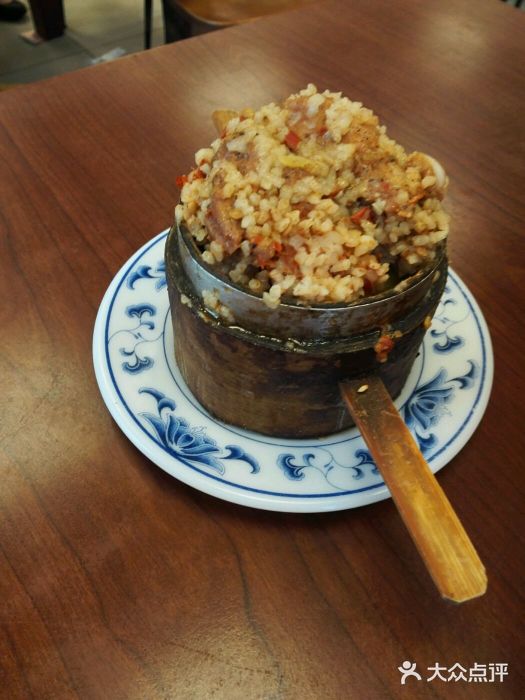 永康牛肉麵粉蒸排骨图片