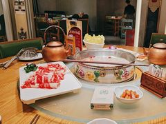 -娜仁图雅蒙古美食村(33小镇店)