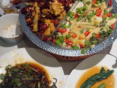 -小鱼小牛·鱼牛干锅·脆鱼火锅(世欧广场店)