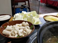 -怪难吃·乐山跷脚牛肉(新牌坊店)