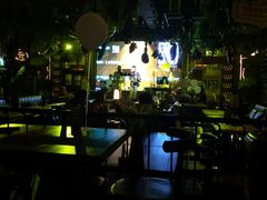 -胡桐里音乐酒馆(孝南店)