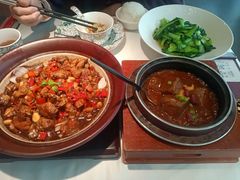 宁都非遗三杯鸡-千百味红餐厅·非遗江西菜(绿地双子塔总店)
