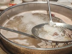 -牛人日志·鲜牛肉骨汤火锅(万科里瑧店)