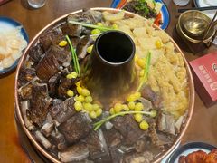 -岳记兴隆·青城腊排铜火锅(融创店)