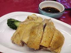 -侬佳蒸菜馆(听潮店)