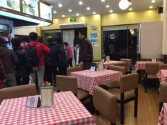 -红宝石·鲜奶小方·海派西点房(浦三店)
