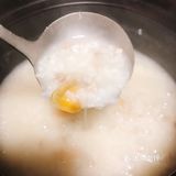 十五分钟快手早餐！营养美味的皮蛋瘦肉粥