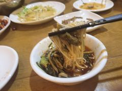 -乐山第一家临江鳝丝(茶坊路店)