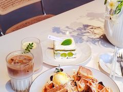 -洪小鹏生活美学馆(领SHOW天地店)