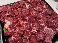 新鲜雪花肥牛粒-三毛牛肉店(福强店)