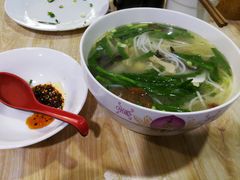 -德致祥云南过桥米线(云天小苑店)