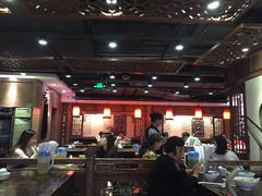 大堂-张氏宽窄巷成都名小吃(茂业百货华强北店)