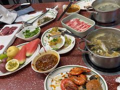 -四囍码头海鲜烧烤自助火锅(外滩南京东路悦荟广场店)