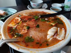 -大头虾越式风味餐厅(光明广场店)