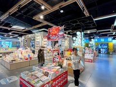-新华书店(泉城路店)