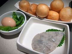 抖抖面筋球-海底捞火锅鲜切牛肉主题店(长寿路店)