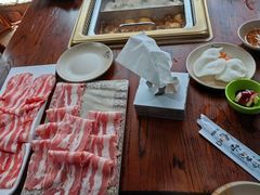 -东巴婆婆云南鱼豆花火锅(大东门店)