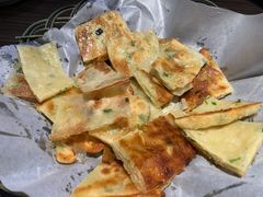 葱油饼-胖哥俩肉蟹煲(济南印象城店)