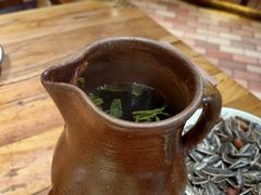 薄荷茶-老滇山寨•云南特色菜•地方菜•民族风情歌舞表演(金碧店)