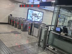 -白石桥南(地铁站)