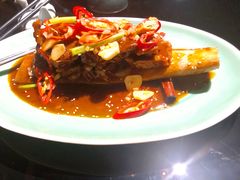 红烧整根牛肋排-夜上海(新天地店)