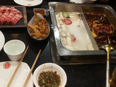-百年川椒重庆老火锅(光谷店)