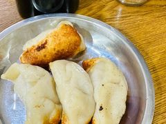 -黄阿姨锅贴大王(万航渡路店)