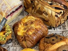 -巴黎优朵烘焙馆(菱角湖壹号店)