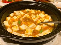 蟹粉豆腐煲-和平饭店·龙凤厅 Dragon Phoenix