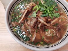 -小马牛肉面·牛骨熬制(南京博物院店)