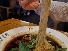 -八一路好吃街(雨田商务大厦店)