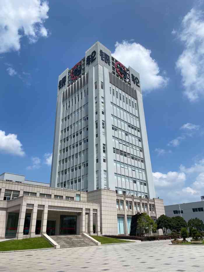 经常来吃饭了,供应商办的,环境还不错.