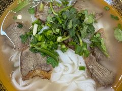 -肇兴特色牛肉粉