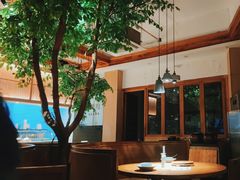 -蜜桃餐厅·伴山(湖滨商业街店)