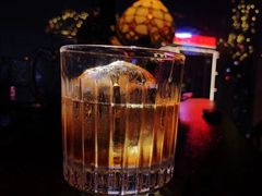 -無名记忆Music Bar夜景怀旧酒吧