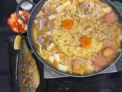 -炙韩料理·部队锅专门店