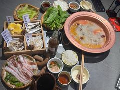 -阿婆情腊排骨火锅·野生菌季(古城旗舰店)
