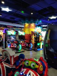 -LuckyStar幸运星家庭娱乐中心(东莞国贸店)