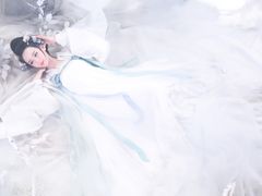 -九月鹰飞汉服摄影工作室