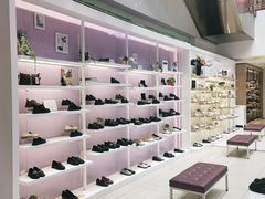 -云柏鞋业(十里堡店)